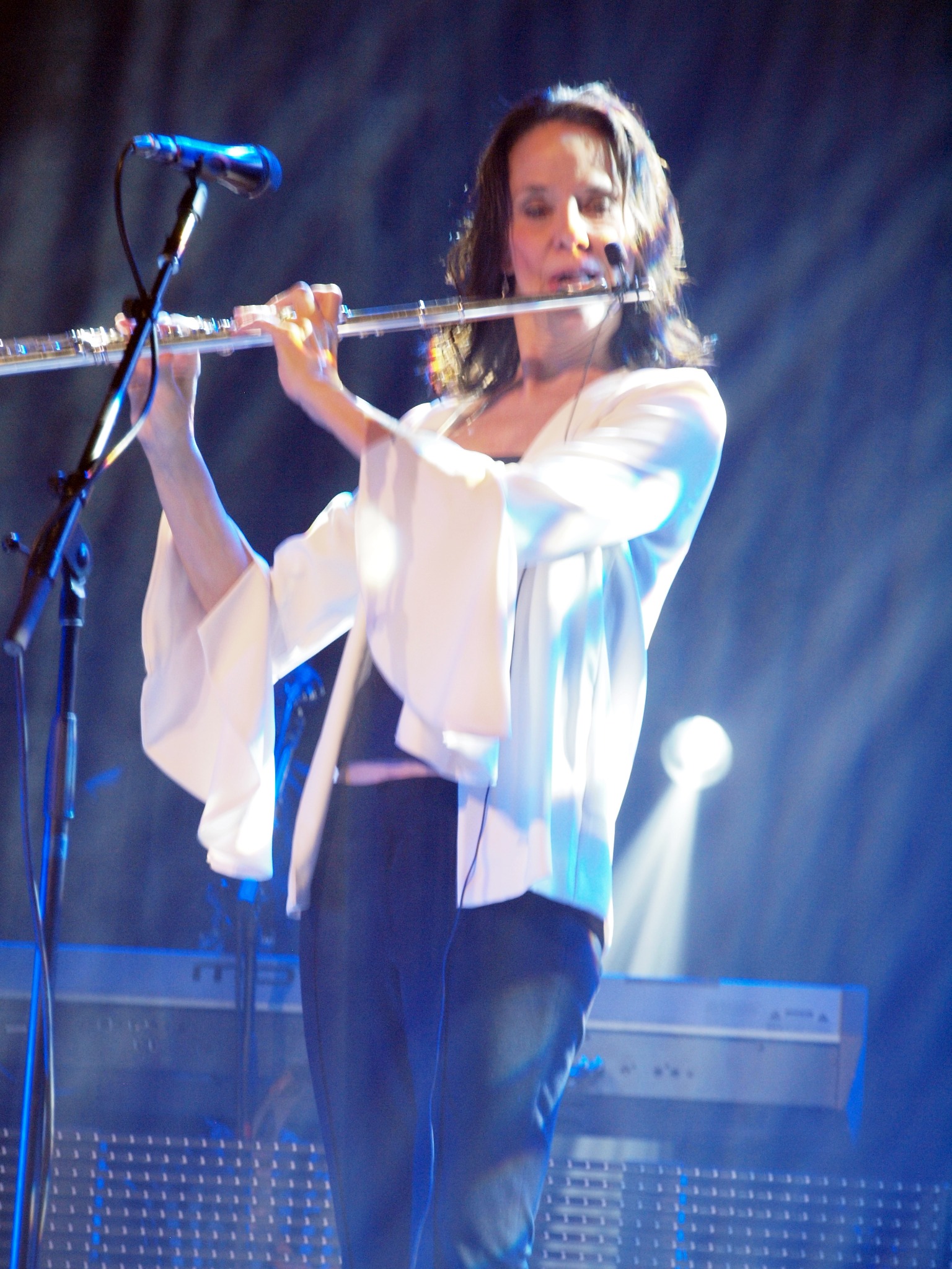 Norda Mullen performing at Ryman Auditorium