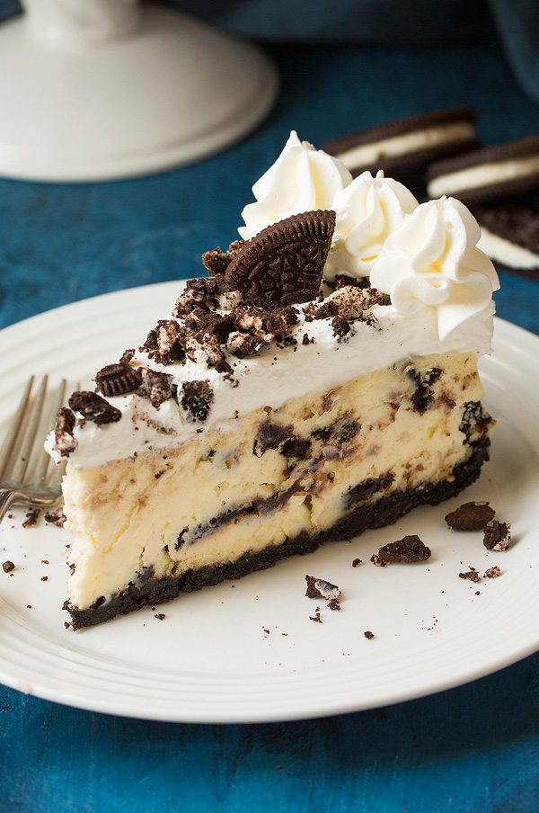 Cookies and cream cheesecake